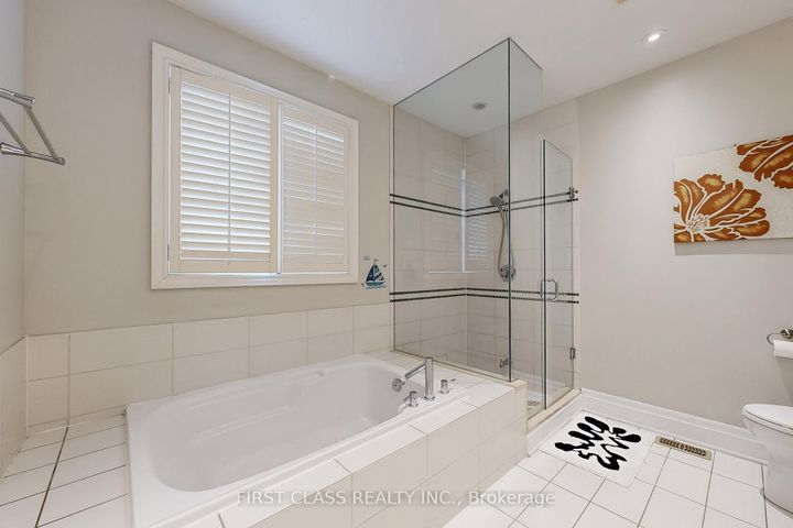 Photo 25 at 144 Alpaca Drive, Jefferson, Richmond Hill
