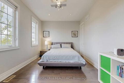 Photo 33 at 144 Alpaca Drive, Jefferson, Richmond Hill