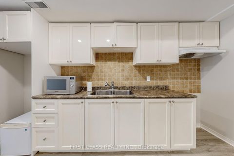 Photo 38 at 144 Alpaca Drive, Jefferson, Richmond Hill