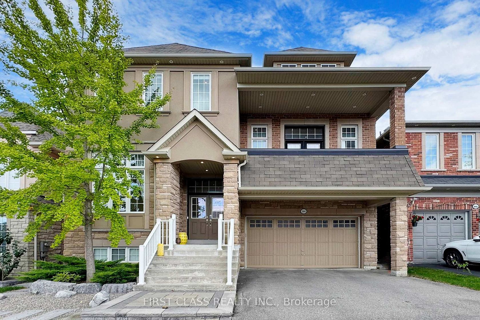 144 Alpaca Drive, Jefferson, Richmond Hill 