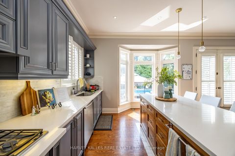 Photo 14 at 351 Brooke Avenue, Nortown, Toronto