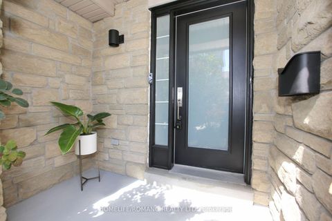 Photo 1 at 14 Ramage Lane, West Deane, Toronto