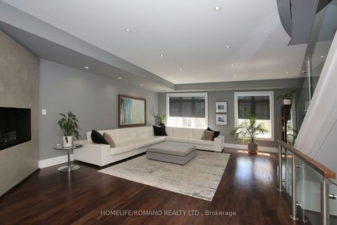 Photo 8 at 14 Ramage Lane, West Deane, Toronto