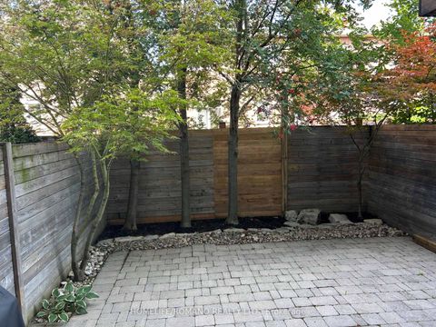Photo 31 at 14 Ramage Lane, West Deane, Toronto