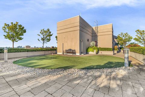 Photo 26 at 121 - 205 The Donway W, Don Mills, Toronto