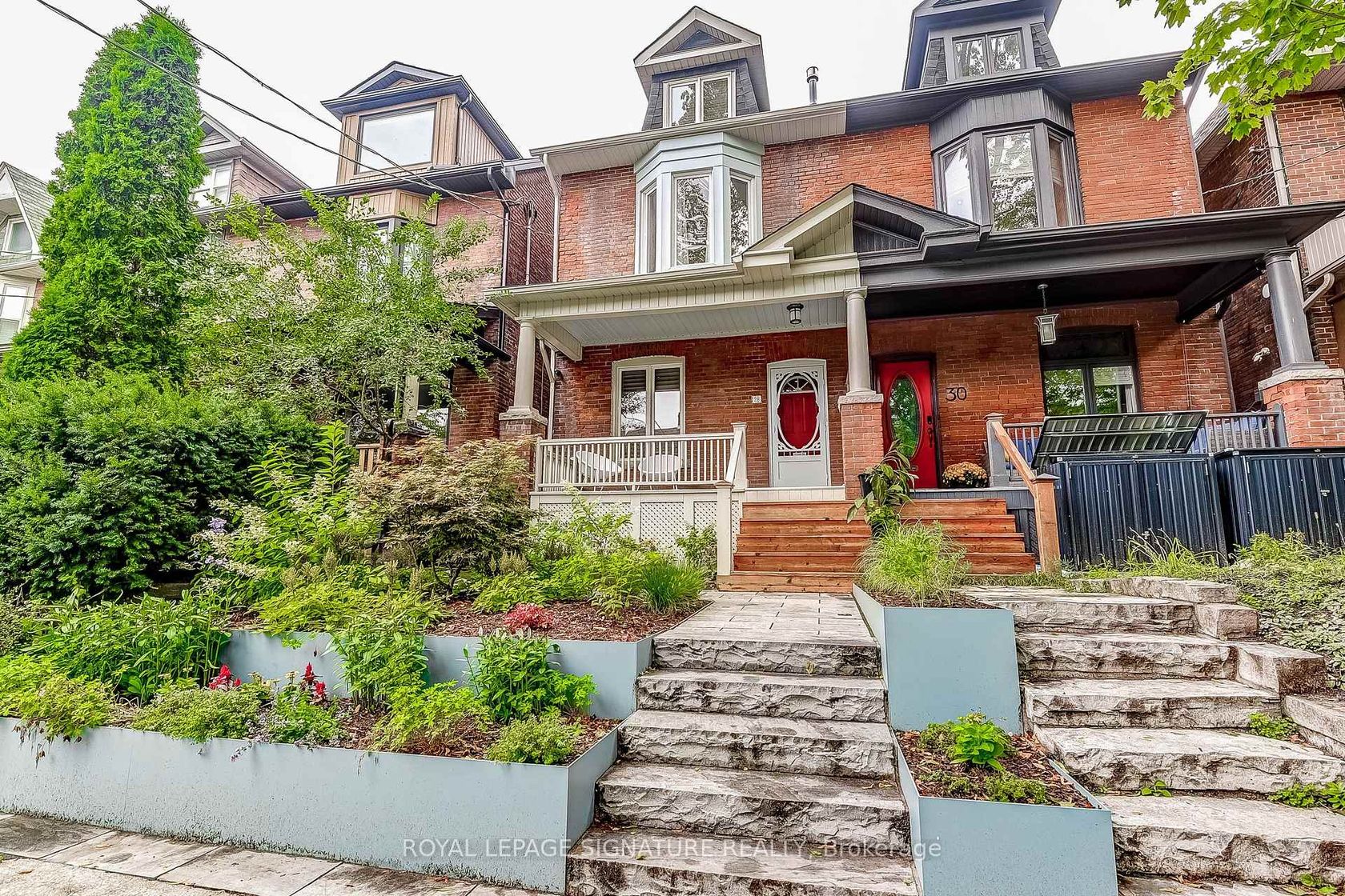 28 Garnock Avenue, North Riverdale, Toronto 