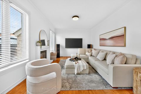 Photo 6 at 50 Steel Drive, Bayview Northeast, Aurora