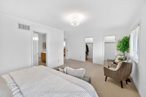 Photo 14 at 50 Steel Drive, Bayview Northeast, Aurora