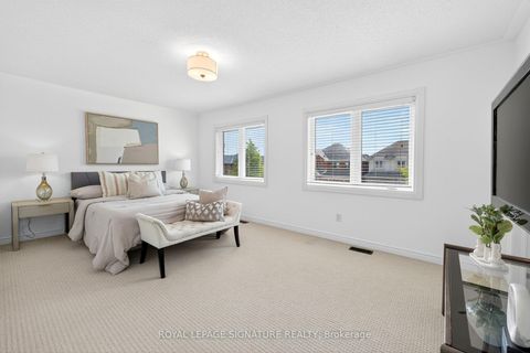 Photo 17 at 50 Steel Drive, Bayview Northeast, Aurora