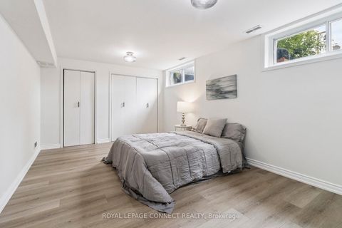 Photo 27 at 27 Charrington Crescent, Jane Heights, Toronto