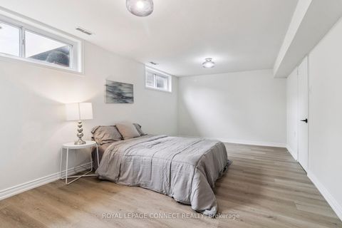 Photo 28 at 27 Charrington Crescent, Jane Heights, Toronto