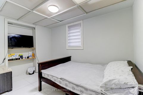 Photo 7 at 123 Queens Drive, Weston, Toronto