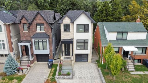 Photo 2 at 46 Franklin Avenue, Westgate, Toronto