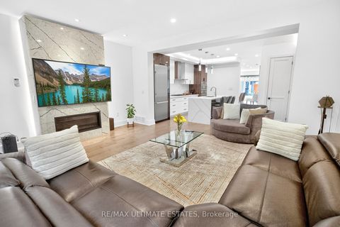 Photo 21 at 46 Franklin Avenue, Westgate, Toronto
