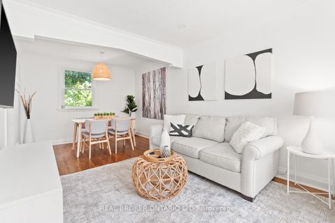 Photo 6 at 39 Vanbrugh Avenue, Cliffside, Toronto