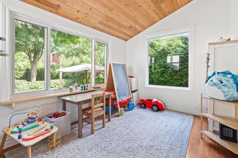 Photo 14 at 39 Vanbrugh Avenue, Cliffside, Toronto