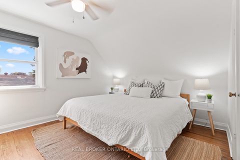 Photo 20 at 39 Vanbrugh Avenue, Cliffside, Toronto