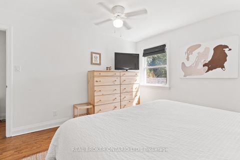 Photo 21 at 39 Vanbrugh Avenue, Cliffside, Toronto