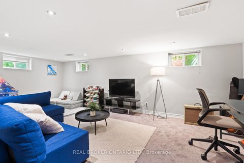 Photo 28 at 39 Vanbrugh Avenue, Cliffside, Toronto