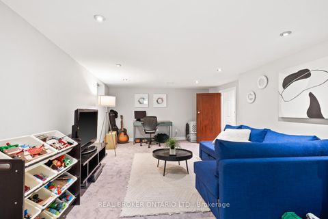 Photo 30 at 39 Vanbrugh Avenue, Cliffside, Toronto