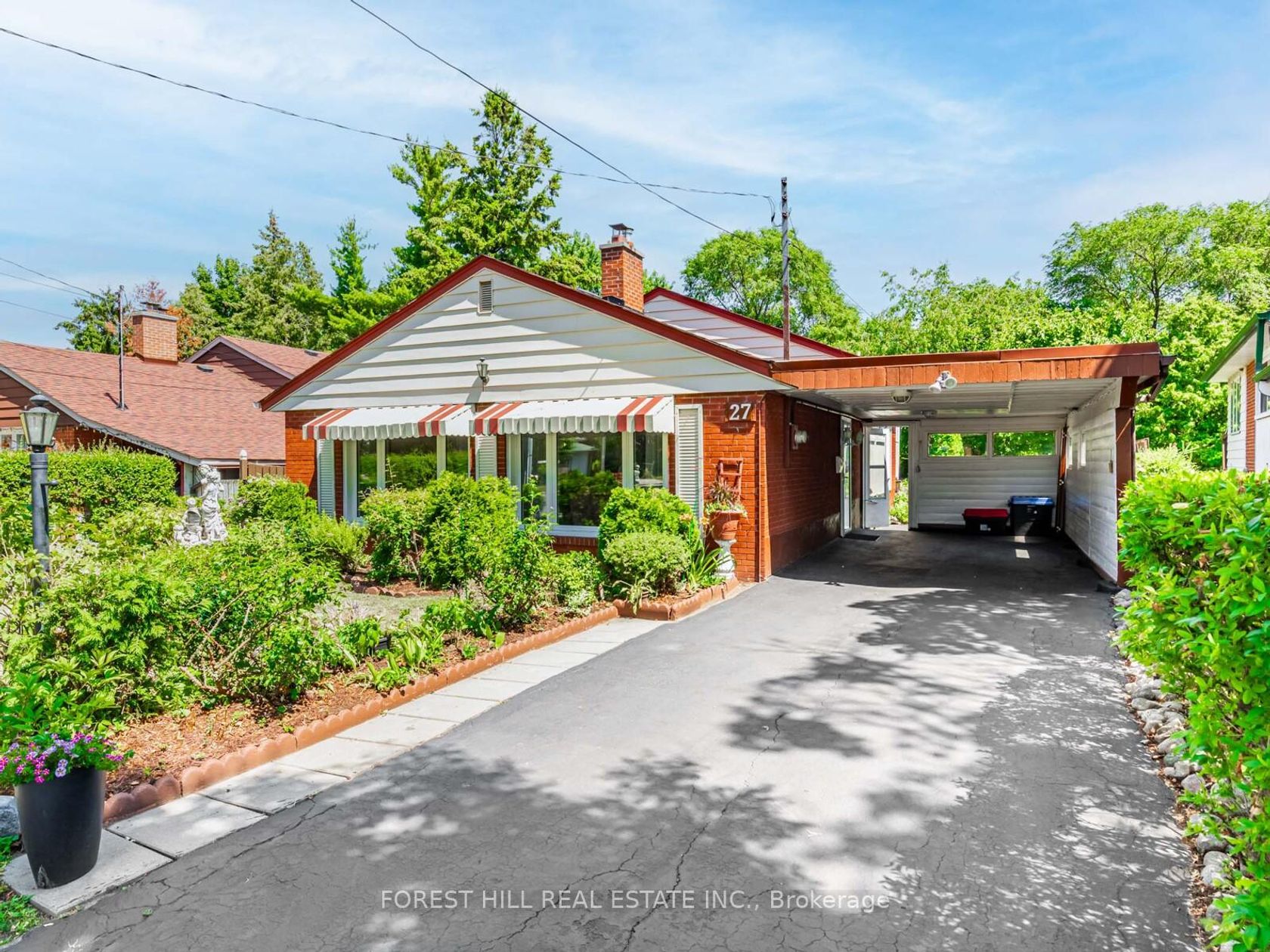 27 Fitzgibbon Avenue, Eglinton East, Toronto 