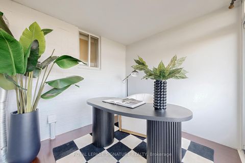 Photo 18 at 801 - 5 Parkway Forest Drive, Henry Farm, Toronto