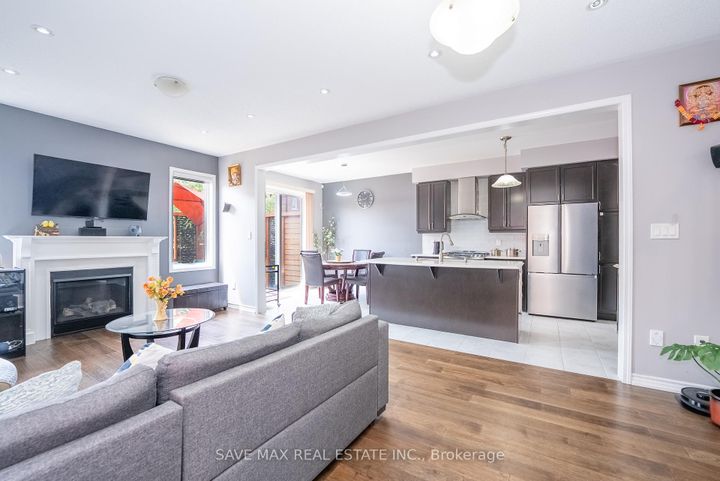 Photo 4 at 30 Polstar Road, Northwest Brampton, Brampton