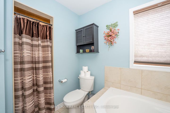 Photo 15 at 30 Polstar Road, Northwest Brampton, Brampton