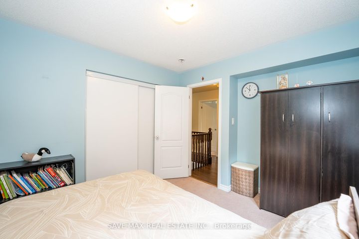 Photo 17 at 30 Polstar Road, Northwest Brampton, Brampton
