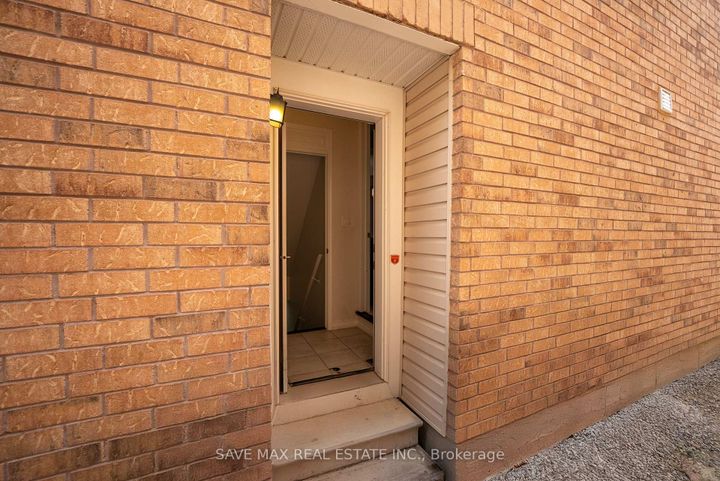 Photo 21 at 30 Polstar Road, Northwest Brampton, Brampton