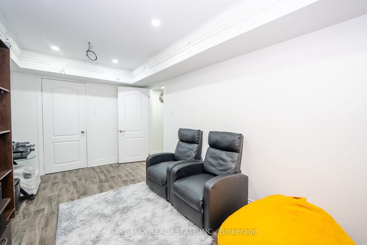 Photo 23 at 30 Polstar Road, Northwest Brampton, Brampton