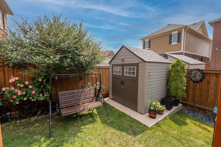 Photo 31 at 30 Polstar Road, Northwest Brampton, Brampton