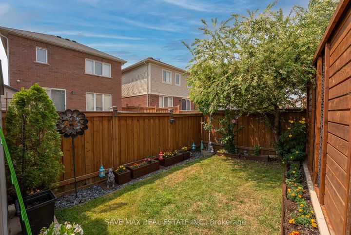 Photo 32 at 30 Polstar Road, Northwest Brampton, Brampton
