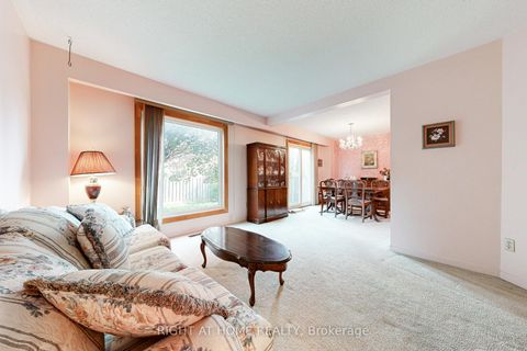 Photo 10 at 119 Grenbeck Drive, Milliken, Toronto