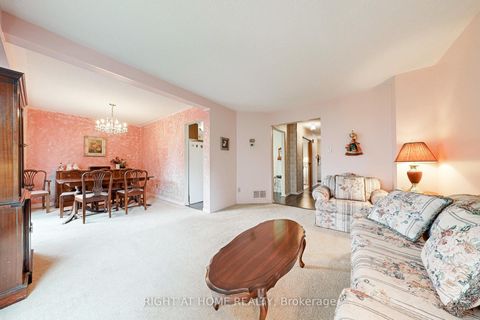 Photo 11 at 119 Grenbeck Drive, Milliken, Toronto