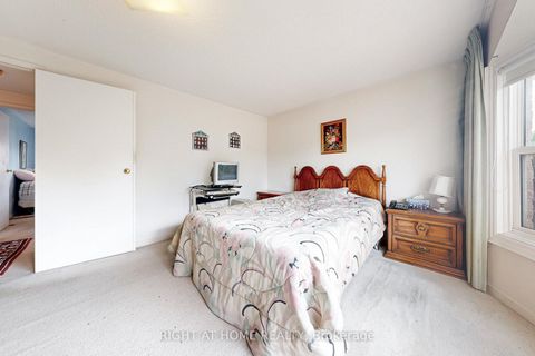 Photo 19 at 119 Grenbeck Drive, Milliken, Toronto