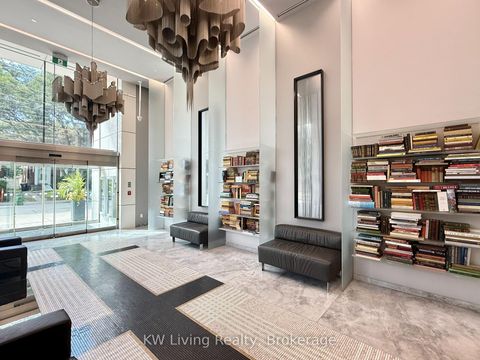 Photo 5 at 725 - 8 Hillsdale Avenue E, Mount Pleasant West, Toronto