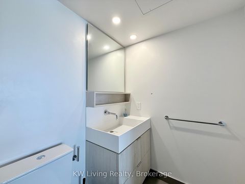 Photo 19 at 725 - 8 Hillsdale Avenue E, Mount Pleasant West, Toronto