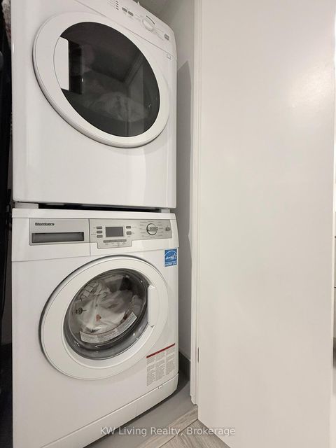 Photo 25 at 725 - 8 Hillsdale Avenue E, Mount Pleasant West, Toronto