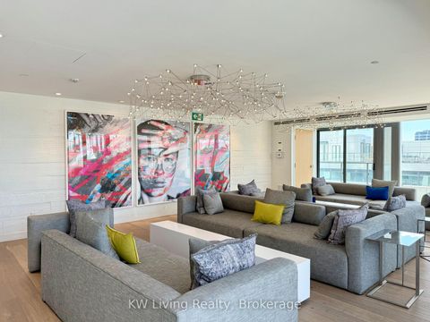 Photo 33 at 725 - 8 Hillsdale Avenue E, Mount Pleasant West, Toronto