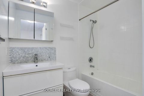 Photo 26 at 426 - 281 Woodbridge Avenue, West Woodbridge, Vaughan