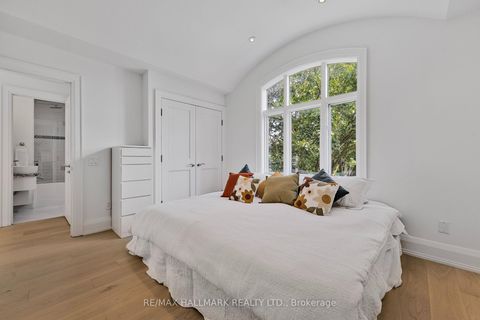 Photo 23 at 488 Brookdale Avenue, Nortown, Toronto