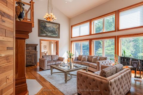 Photo 9 at 101 Paula Court, Kleinburg, Vaughan