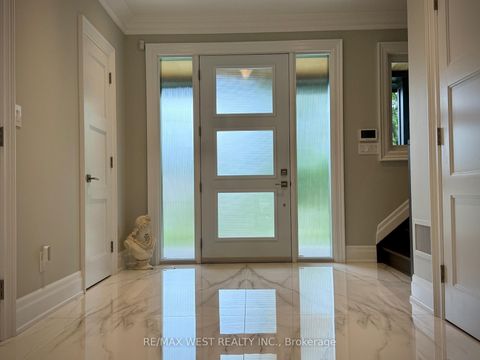 Photo 2 at 18 Windy Ridge Drive, Scarborough Village, Toronto
