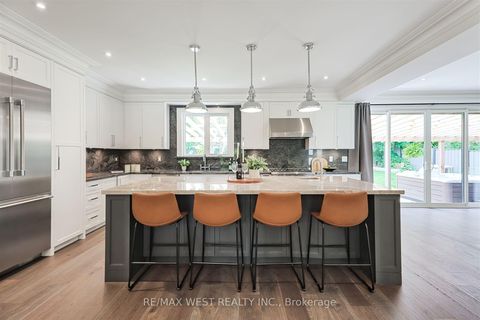 Photo 4 at 18 Windy Ridge Drive, Scarborough Village, Toronto
