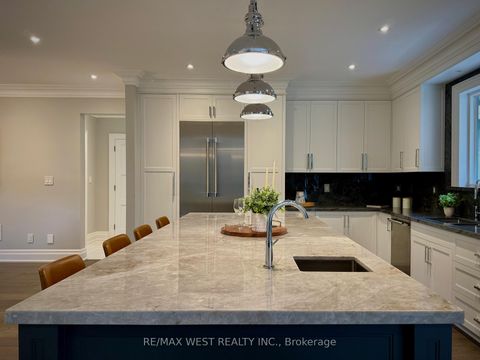 Photo 6 at 18 Windy Ridge Drive, Scarborough Village, Toronto
