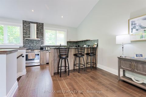 Photo 21 at 18 Windy Ridge Drive, Scarborough Village, Toronto