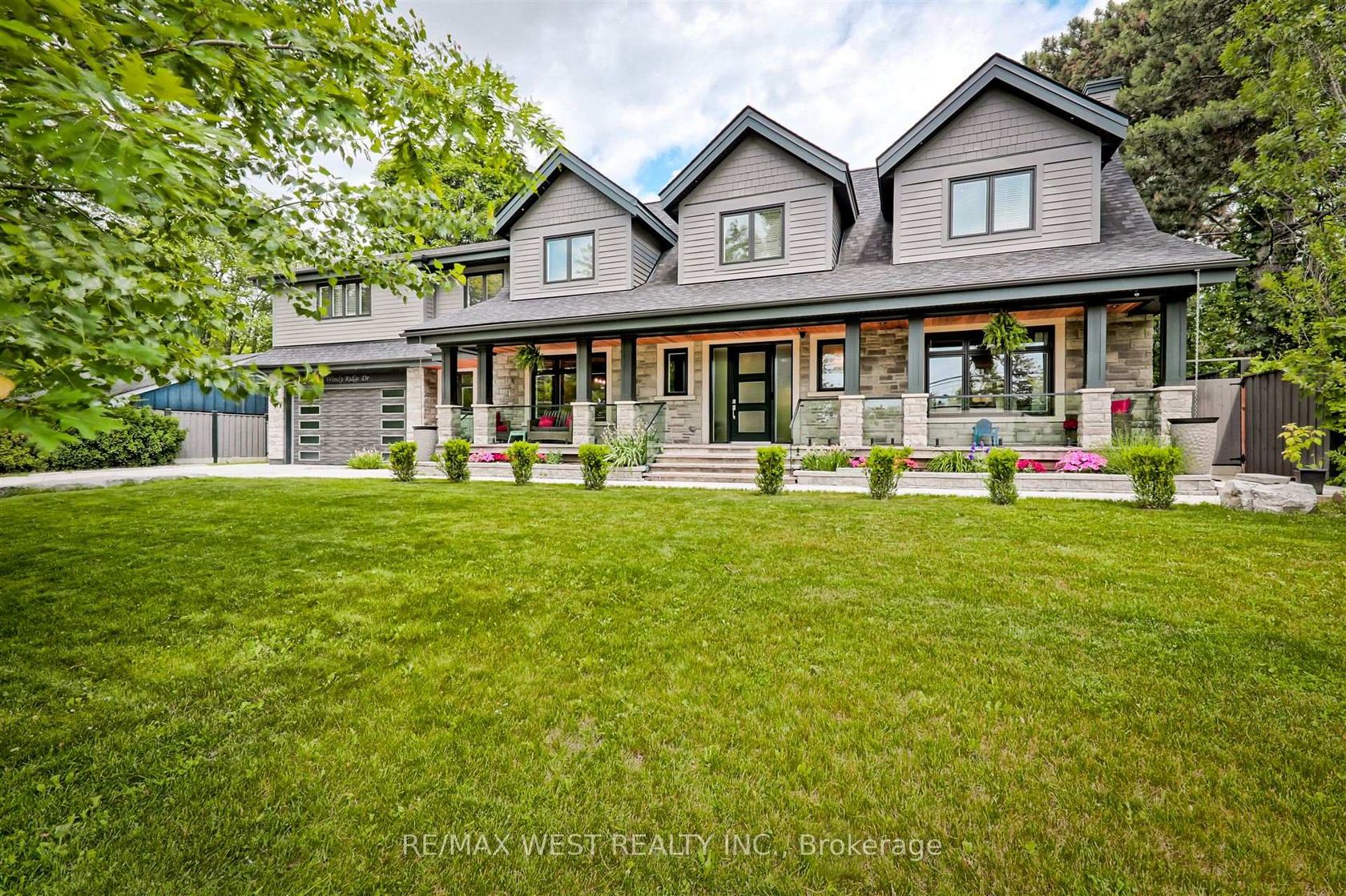 18 Windy Ridge Drive, Scarborough Village, Toronto 