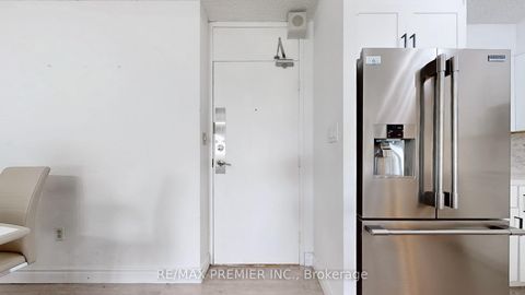Photo 21 at 710 - 270 Scarlett Road, Smythe, Toronto