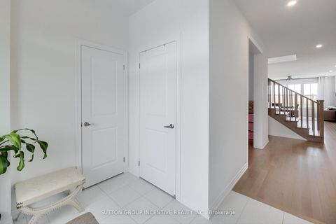 Photo 3 at 13 Abbey Crescent, Rural Barrie Southeast, Barrie